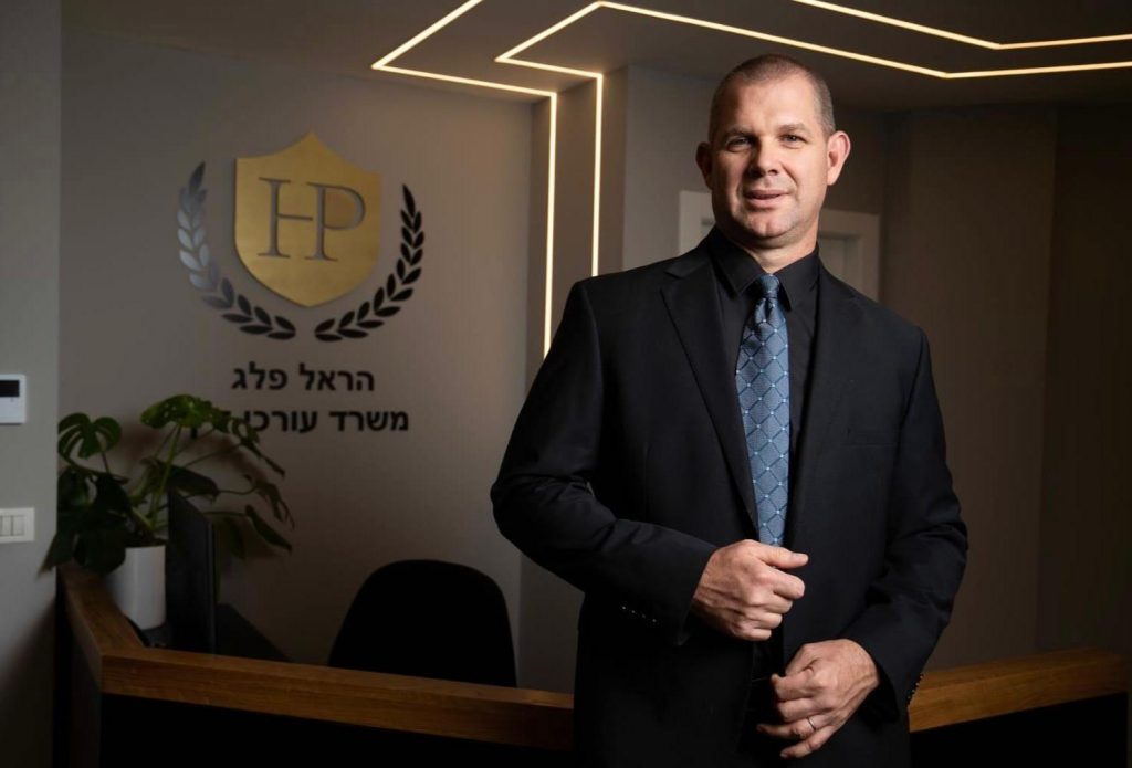 עורך דין לענייני חוזים הראל פלג